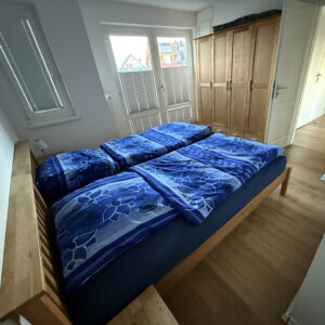 Schlafzimmer 9